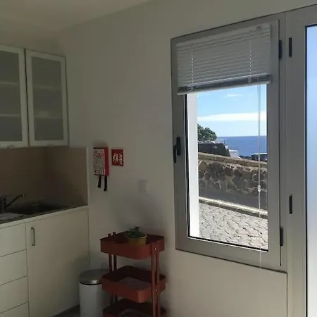Casa Amarela - Rua De New Bedford بيت للعطل